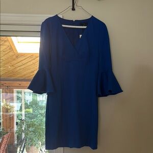Elegant Blue Trina Turk Dress with Flared Sleeves